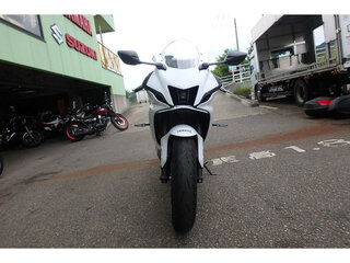 2023 Yamaha YZF-R7, белый, 750000 рублей, вид 3