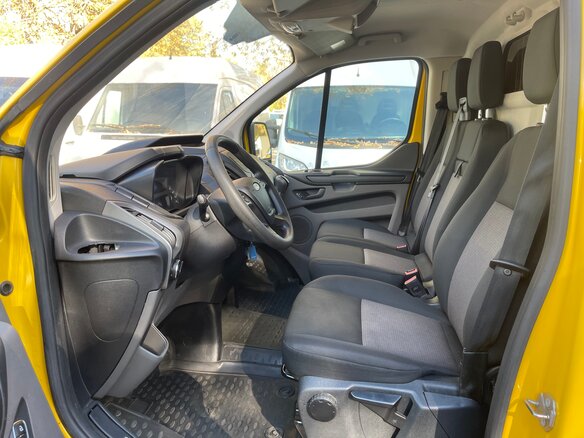 2019 Ford Transit Custom, жёлтый, 2790000 рублей - вид 6