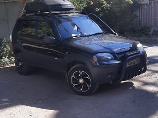2016 Chevrolet Niva I Рестайлинг, чёрный, 800000 рублей, вид 2