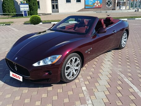 2010 Maserati GranCabrio I, пурпурный, 8000000 рублей, вид 2