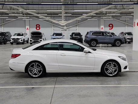 2013 Mercedes-Benz E-Класс 200 IV (W212, S212, C207) Рестайлинг, белый, 1730000 рублей, вид 5