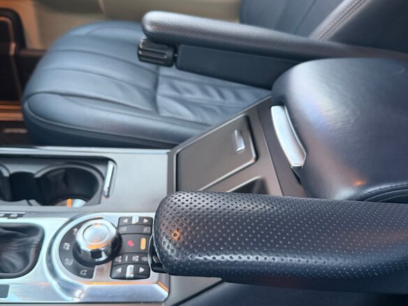 2009 Land Rover Range Rover Supercharged III Рестайлинг 2, чёрный, 1700000 рублей - вид 12