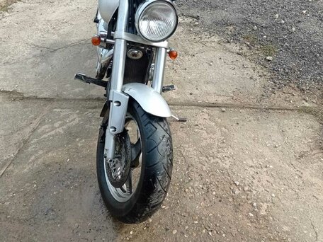 1999 Suzuki Desperado VZ400, серебристый, 350000 рублей, вид 1