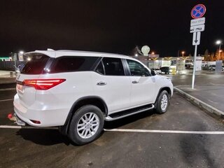 2019 Toyota Fortuner II, белый, 3700000 рублей, вид 3