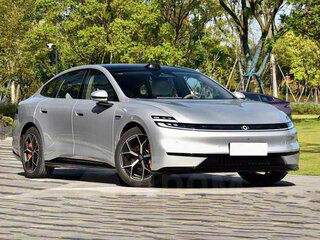 2026 Changan Qiyuan A06 28.39 kWh, серебристый, 2750000 рублей, вид 3