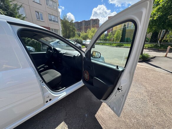 2018 Lada (ВАЗ) Largus I, белый, 850000 рублей - вид 27