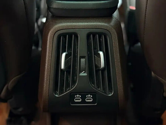 2023 BMW X1 20Li sDrive III (U11/U12), белый - вид 21