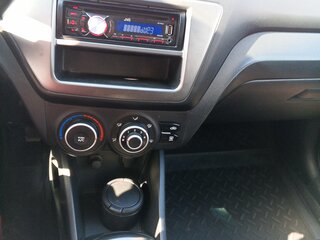 2013 Kia Rio III, белый, 980000 рублей, вид 5
