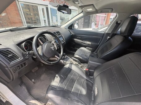 2013 Mitsubishi ASX I, белый, 840000 рублей, вид 4