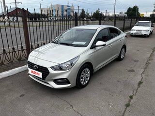 2018 Hyundai Solaris II, бежевый, 1400000 рублей, вид 2