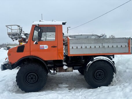 1988 Mercedes-Benz Unimog, оранжевый, 4000000 рублей, вид 4