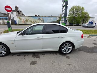 2009 BMW 3 серии 318i V (E90/E91/E92/E93) Рестайлинг, белый, 1000000 рублей, вид 5