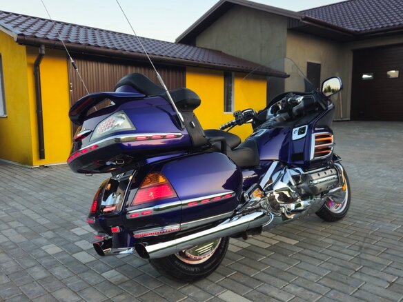 2002 Honda GL 1800 Gold Wing, синий, 630000 рублей - вид 5