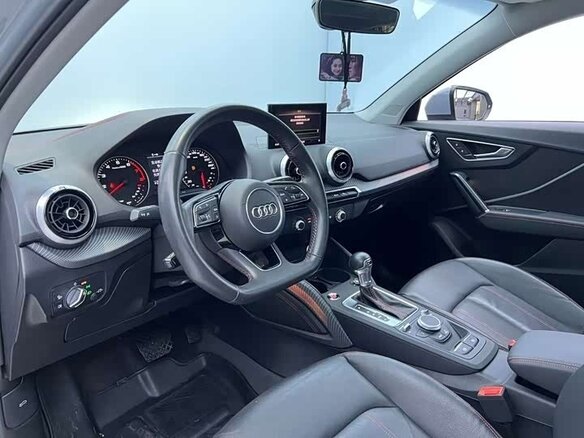 2022 Audi Q2 35 TFSI I Рестайлинг, серебристый - вид 9