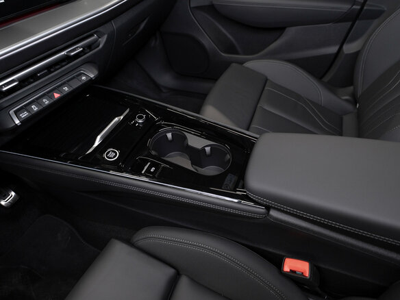 2026 Audi Q3 Sportback TFSI III (FJ), серый, 6998000 рублей - вид 15