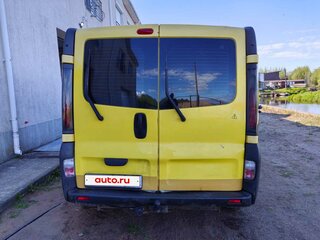 2004 Renault Trafic II, жёлтый, 450000 рублей, вид 4