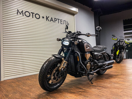 2026 QJMotor SRV 600 V, чёрный, 699000 рублей, вид 2
