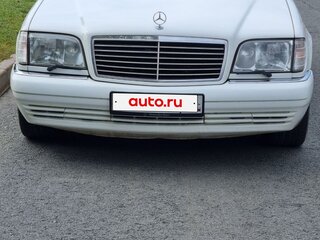 1996 Mercedes-Benz S-Класс 320 III (W140) Рестайлинг, белый, 2000000 рублей, вид 3