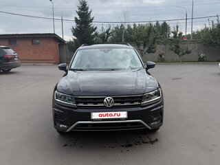 2019 Volkswagen Tiguan II, чёрный, 2350000 рублей, вид 2