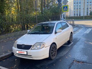 2004 Toyota Corolla IX (E120, E130) Рестайлинг, белый, 380000 рублей, вид 1