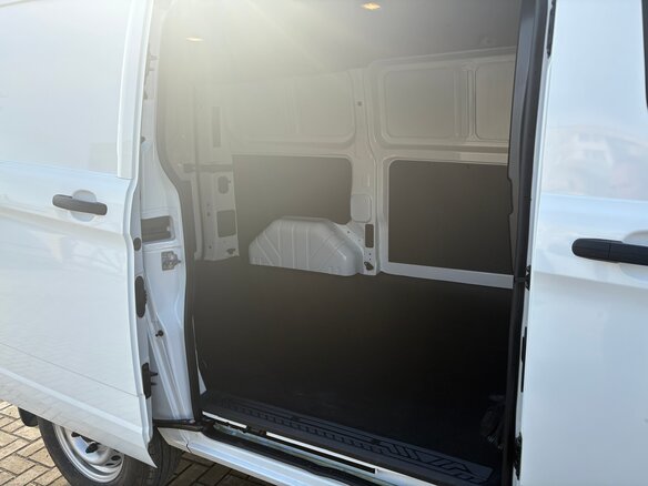 2024 Ford Transit Custom, белый, 4200000 рублей - вид 6