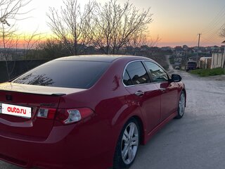 2009 Honda Accord VIII, красный, 1050000 рублей, вид 4