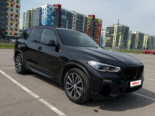 2020 BMW X5 40i IV (G05/G18), чёрный, 4900000 рублей, вид 3