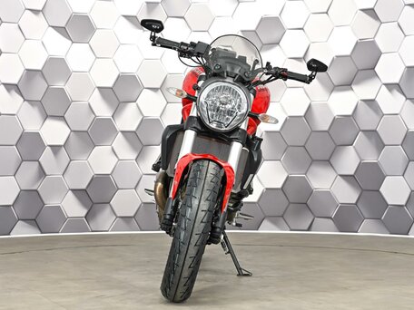 2014 Ducati Monster 821, красный, 519000 рублей, вид 5