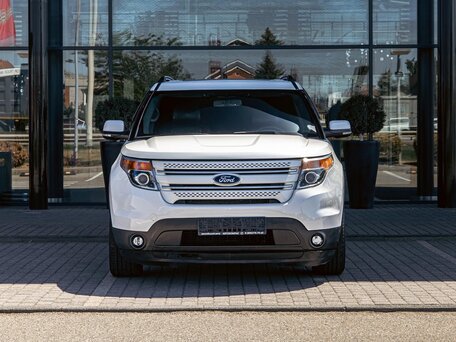2014 Ford Explorer V, белый, 1495000 рублей, вид 2