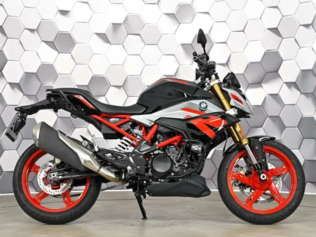 2024 BMW G 310 R, чёрный, 579000 рублей, вид 3