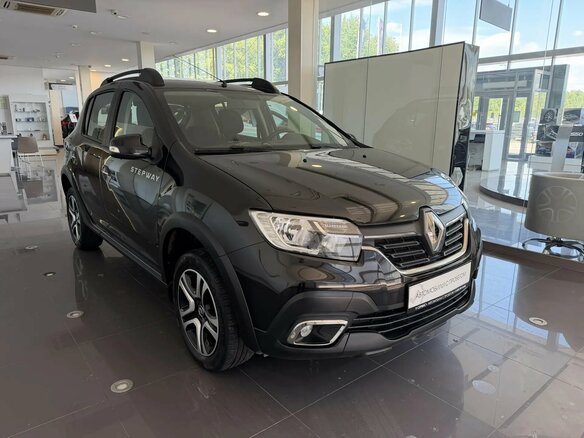 2019 Renault Sandero Stepway II Рестайлинг, чёрный - вид 2