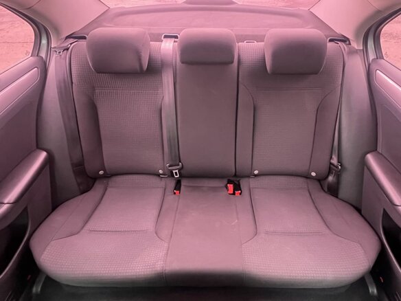 2015 Volkswagen Jetta VI Рестайлинг, серебристый, 1080000 рублей - вид 21