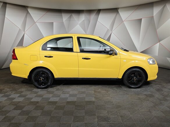 2008 Chevrolet Aveo I Рестайлинг, жёлтый, 545000 рублей - вид 5