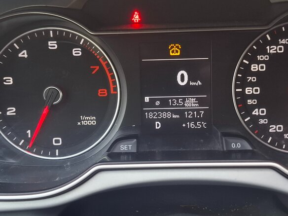 2015 Audi A4 IV (B8) Рестайлинг, чёрный, 1800000 рублей - вид 10