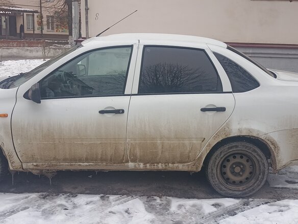2013 Lada (ВАЗ) Granta I, белый - вид 2