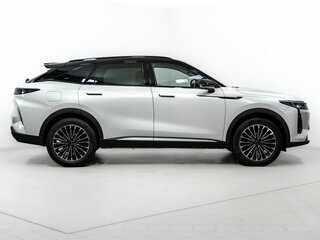 2025 Exeed RX, белый, 5490000 рублей, вид 4