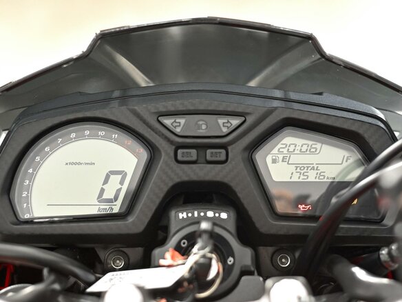2019 Honda CB 650F, красный, 755000 рублей - вид 8