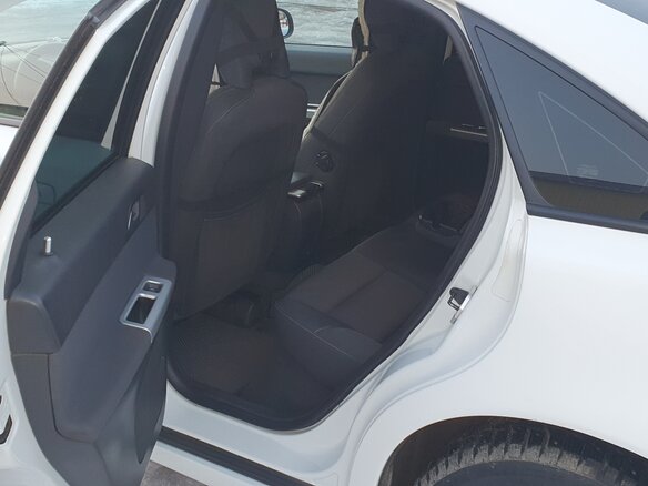 2011 Volvo S40 II Рестайлинг, белый, 830000 рублей - вид 14