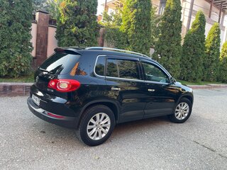 2008 Volkswagen Tiguan I, чёрный, 975000 рублей, вид 4
