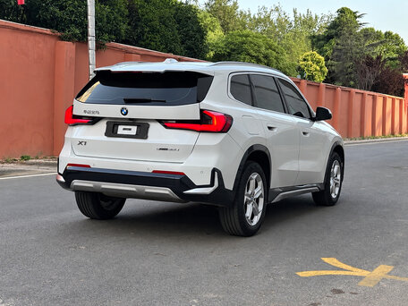 2023 BMW X1 Long 20Li sDrive III (U11/U12), белый, 2920000 рублей, вид 4
