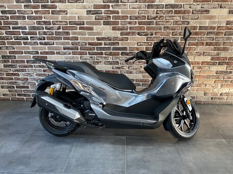 2026 QJMotor FORT 400 N, серый, 549000 рублей, вид 2