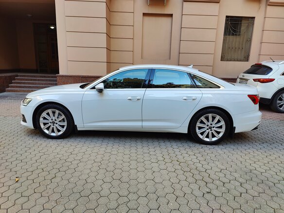 2021 Audi A6 40 TDI V (C8), белый, 3550000 рублей - вид 9