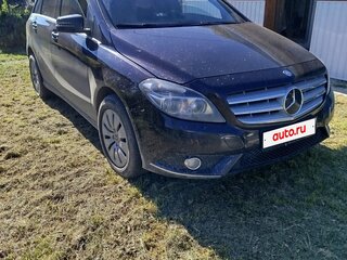 2014 Mercedes-Benz B-Класс 180 II (W246) Рестайлинг, фиолетовый, 1050000 рублей, вид 1