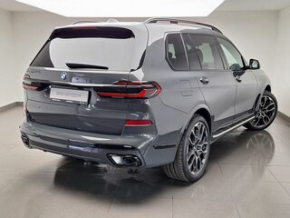 2026 BMW X7 40d I (G07) Рестайлинг, серый, 19700000 рублей, вид 3