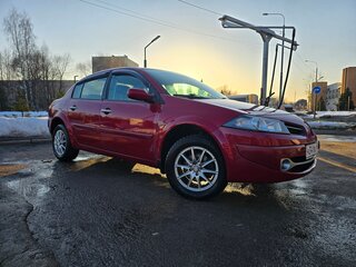 2009 Renault Megane II Рестайлинг, красный, 615000 рублей, вид 3