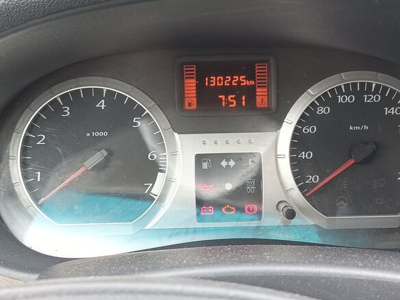 2012 Lada (ВАЗ) Largus I, серебристый, 640000 рублей - вид 8