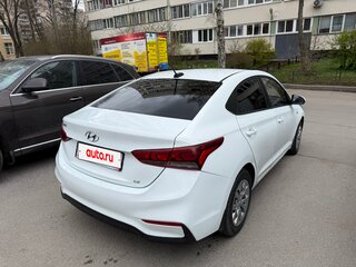 2018 Hyundai Solaris II, белый, 799999 рублей, вид 5