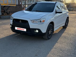 2013 Mitsubishi ASX I, белый, 650000 рублей, вид 1