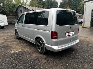 2012 Volkswagen Multivan T5 Рестайлинг, серебристый, 2470000 рублей, вид 3