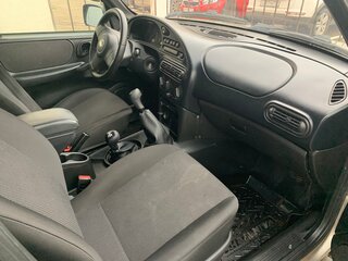 2016 Chevrolet Niva I Рестайлинг, серый, 530000 рублей, вид 4